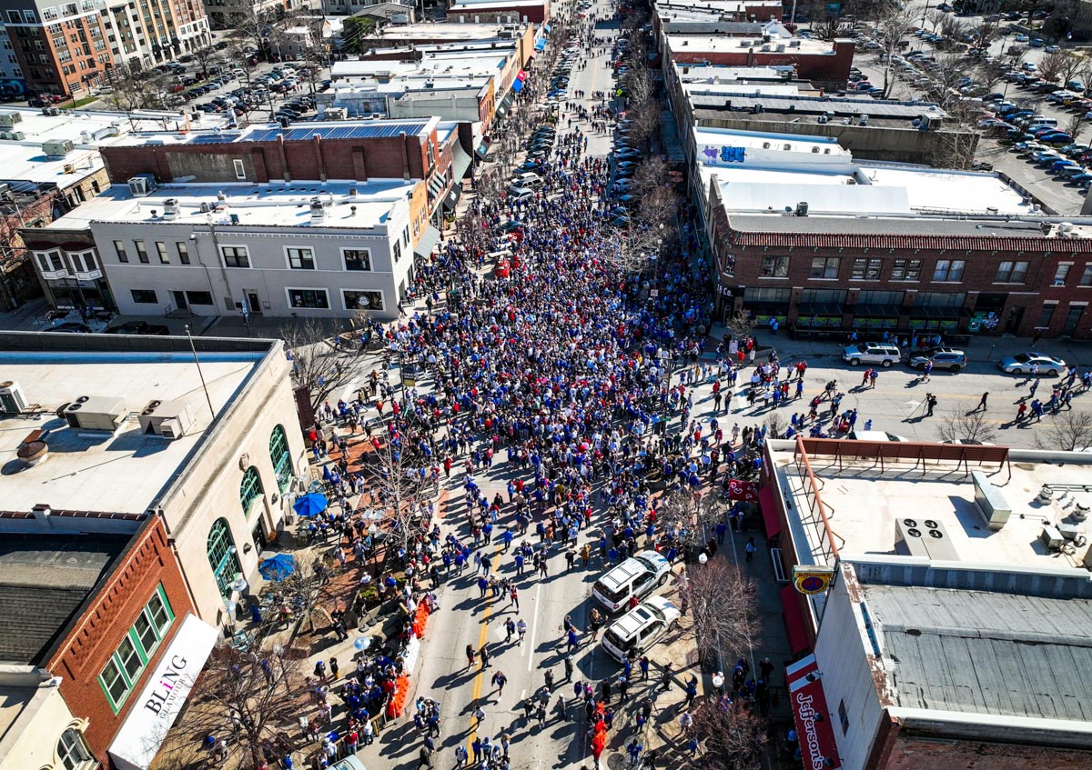 Mass Street to close for Final Four games The Lawrence Times