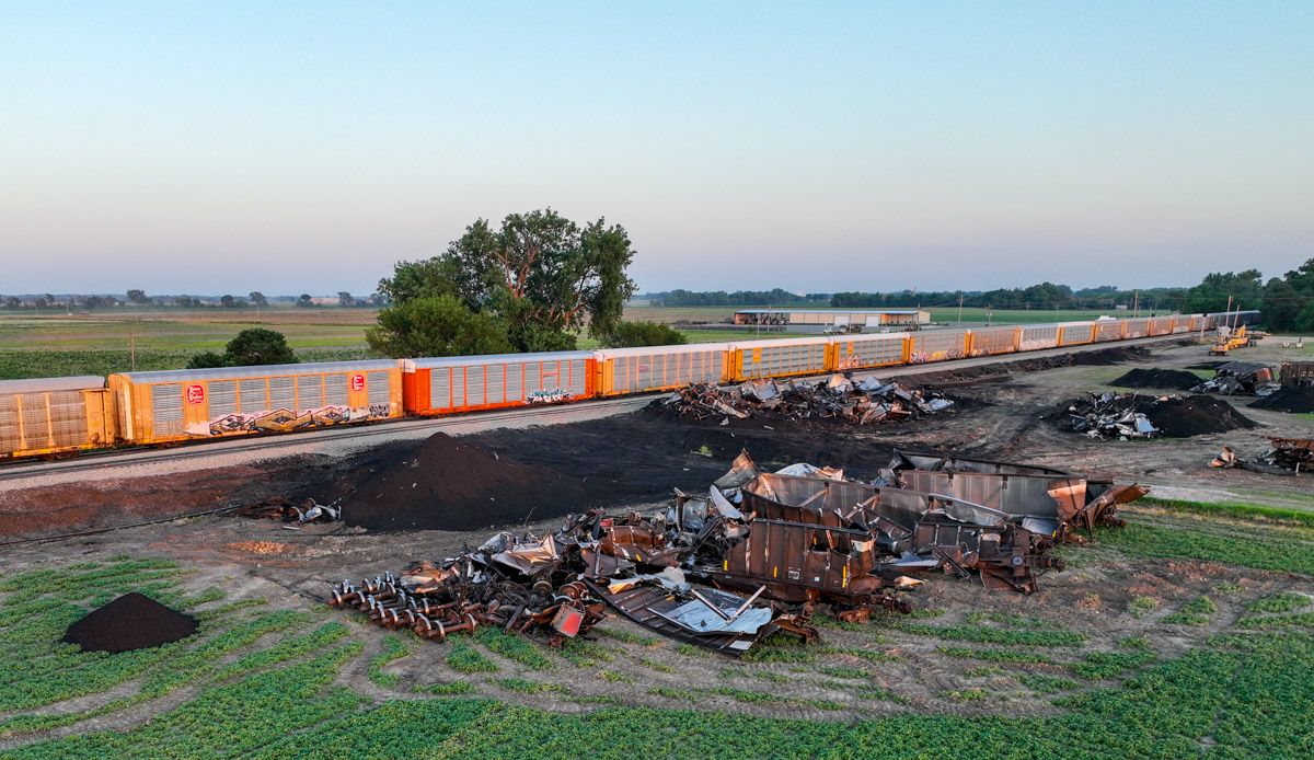 Much coal cleaned up at Lawrence train derailment site; some wreckage