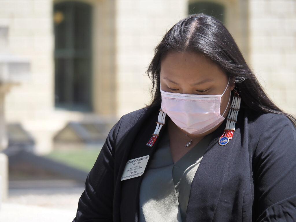Kansas law enforcement training about missing or murdered Indigenous people now available - Vimarsana News