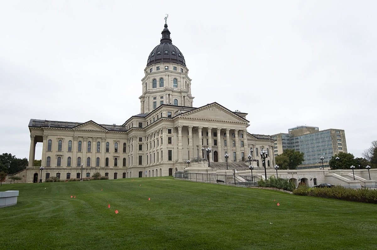 Abortion Remains Hotly Contested In Kansas Heading Into The 2024   Ksstatehouse 