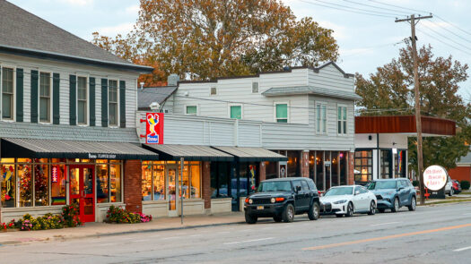 Lawrence business owners say construction on 9th Street poses devastating financial impacts