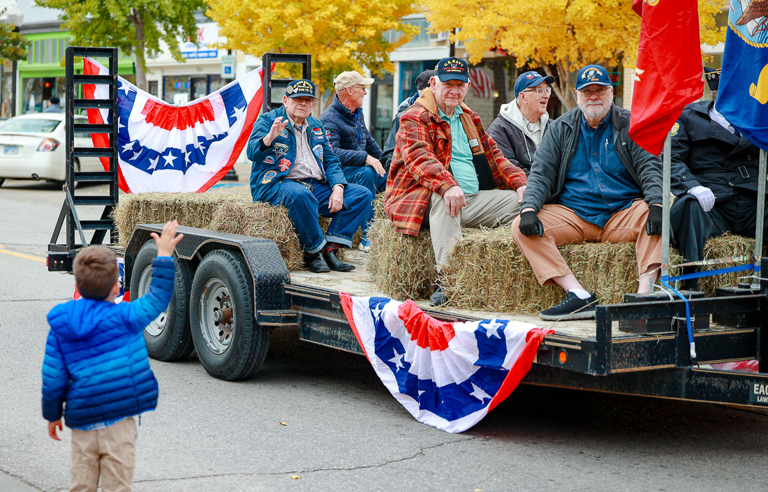 Lawrence Veterans Day Parade honors those who have served