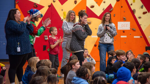 Deerfield Elementary teacher earns Dedication to Education award