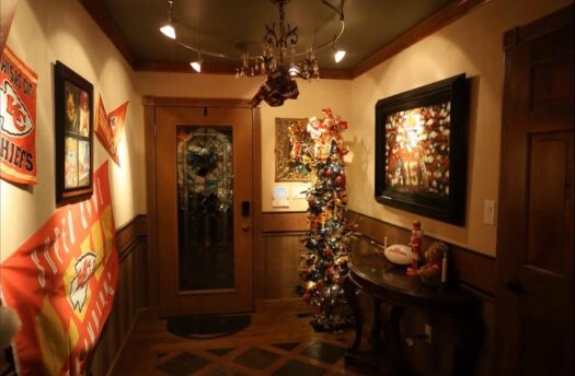 Lawrence Holiday Homes Tour, benefiting Habitat for Humanity, to return