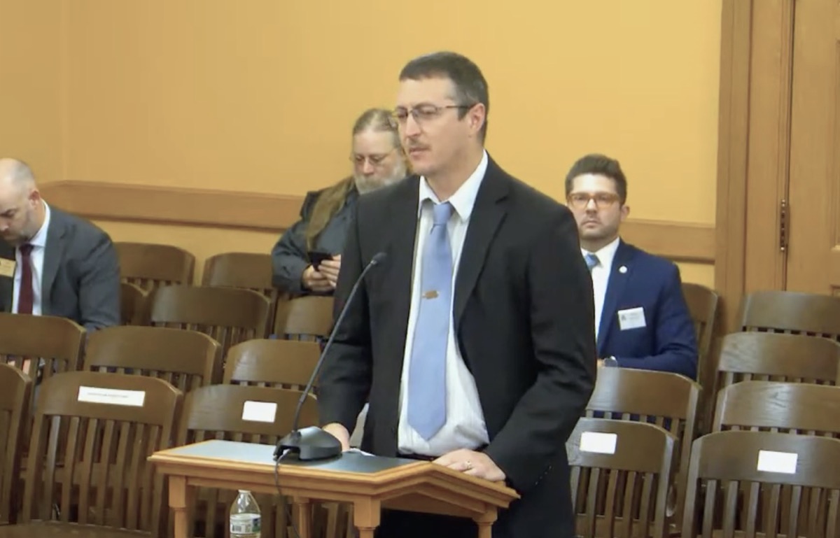 Projected electricity usage expected to strain Kansas grid unless transmission, generation added