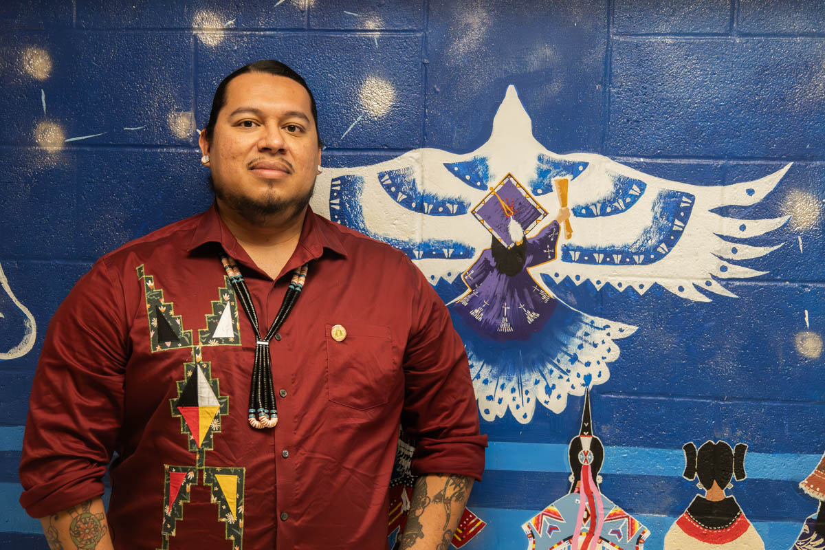 Muralist plans to invite community to help paint Vermont Street garage project