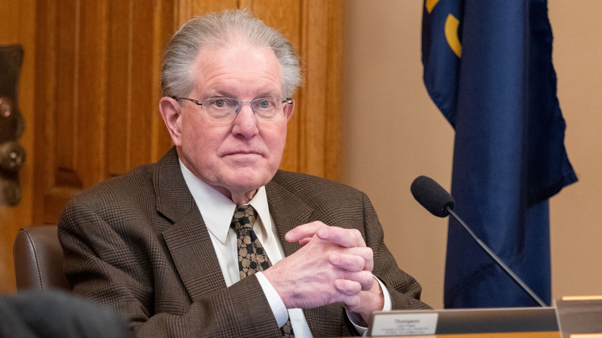 Governor blocks plan to end in-state tuition for immigrants who graduate from Kansas high schools