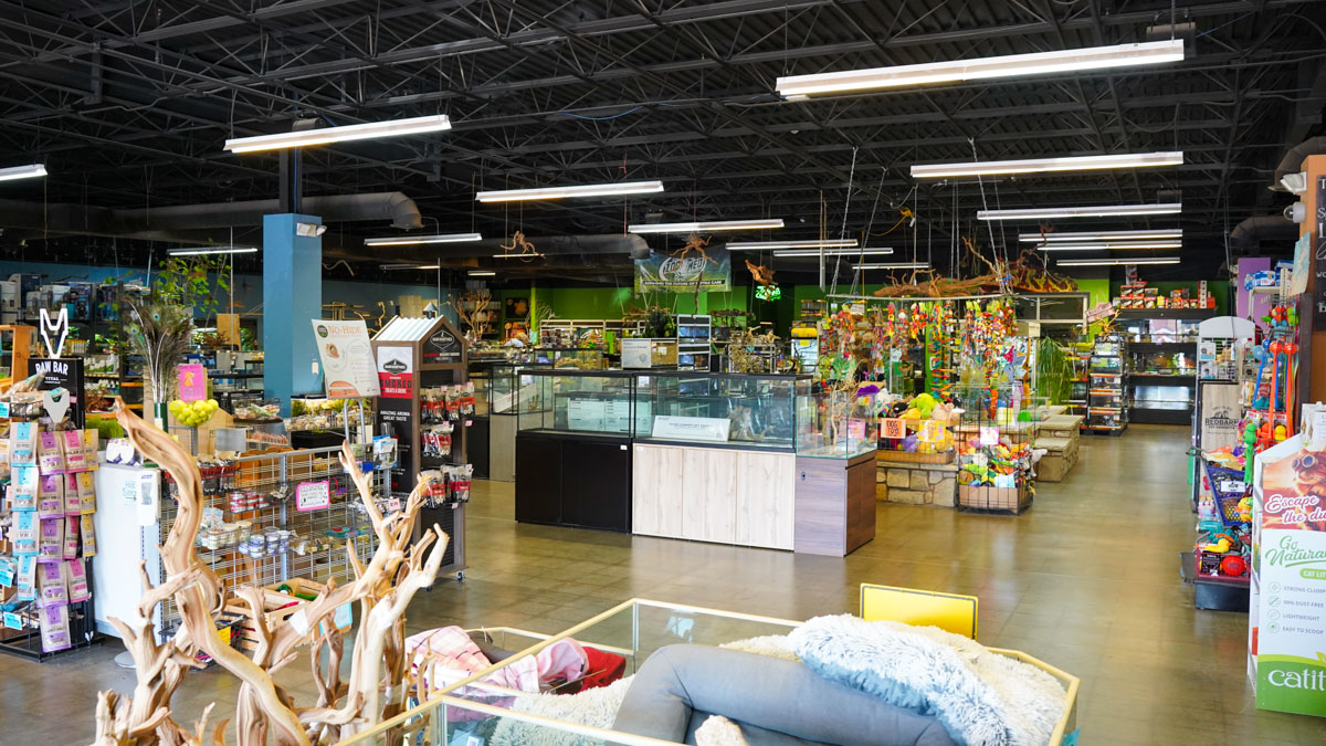Pet World to close its 23rd and Louisiana location; new warehouse to ...