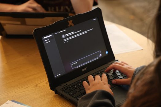 How should kids use AI in school? A Kansas program is helping teachers navigate the AI revolution